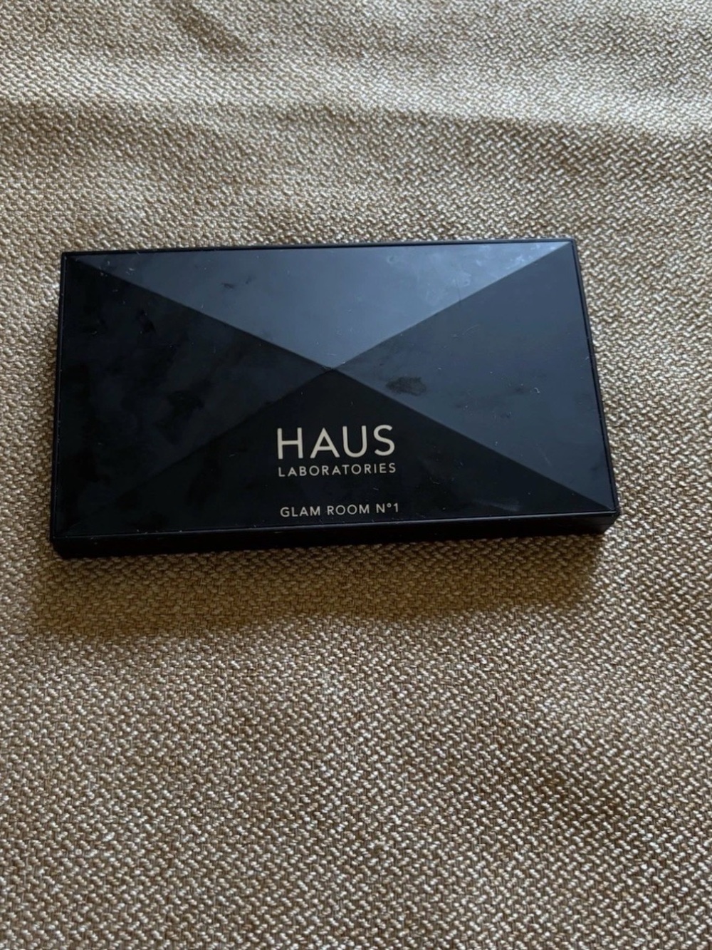 HAUS LABORATORIES By Lady Gaga: Glam Room Palette No.1: FAME, Eyeshadow Palette